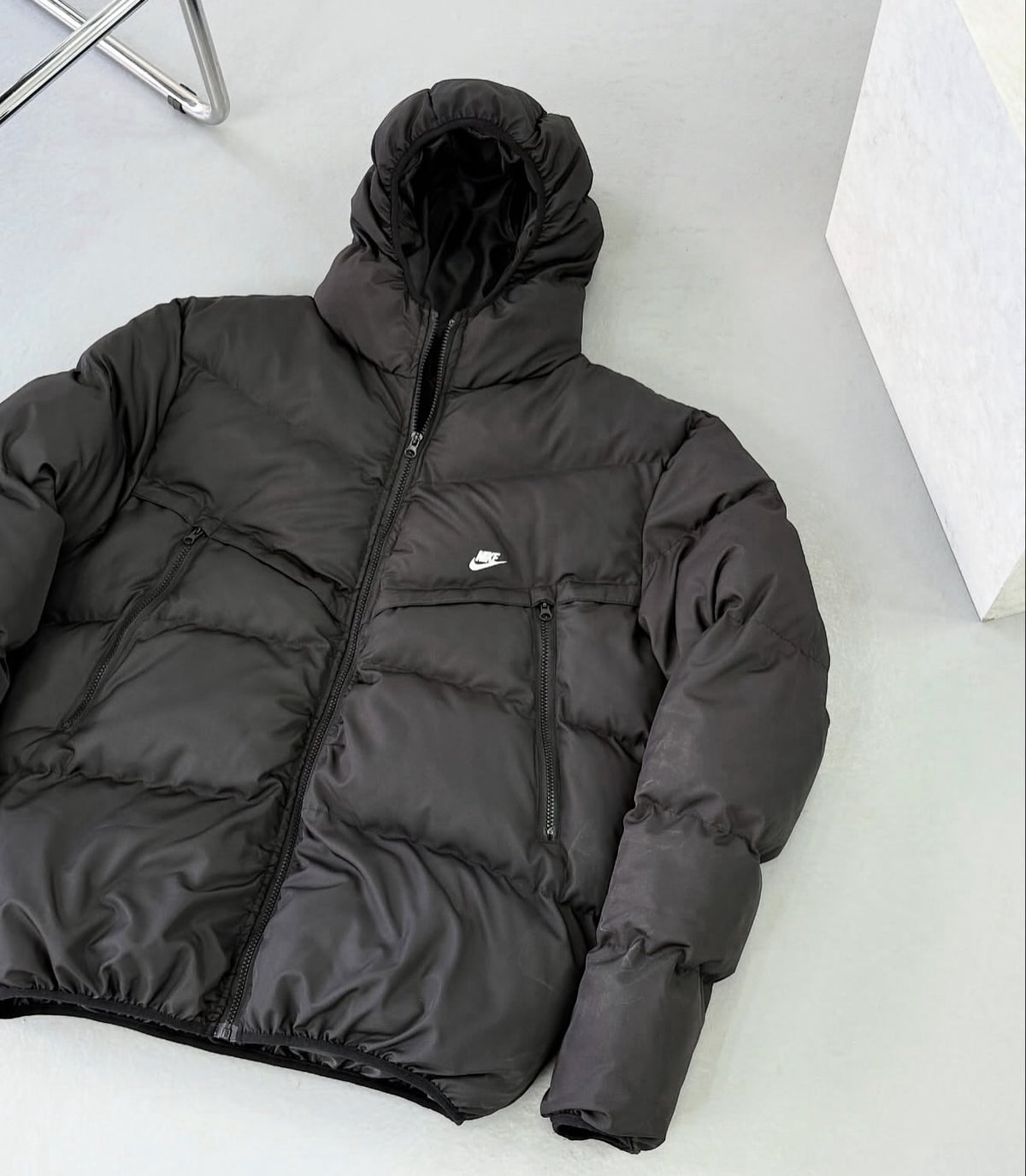 Siyah Kapüşonlu Şişme Mont – Diddy Studios oversize mont (detay 2)