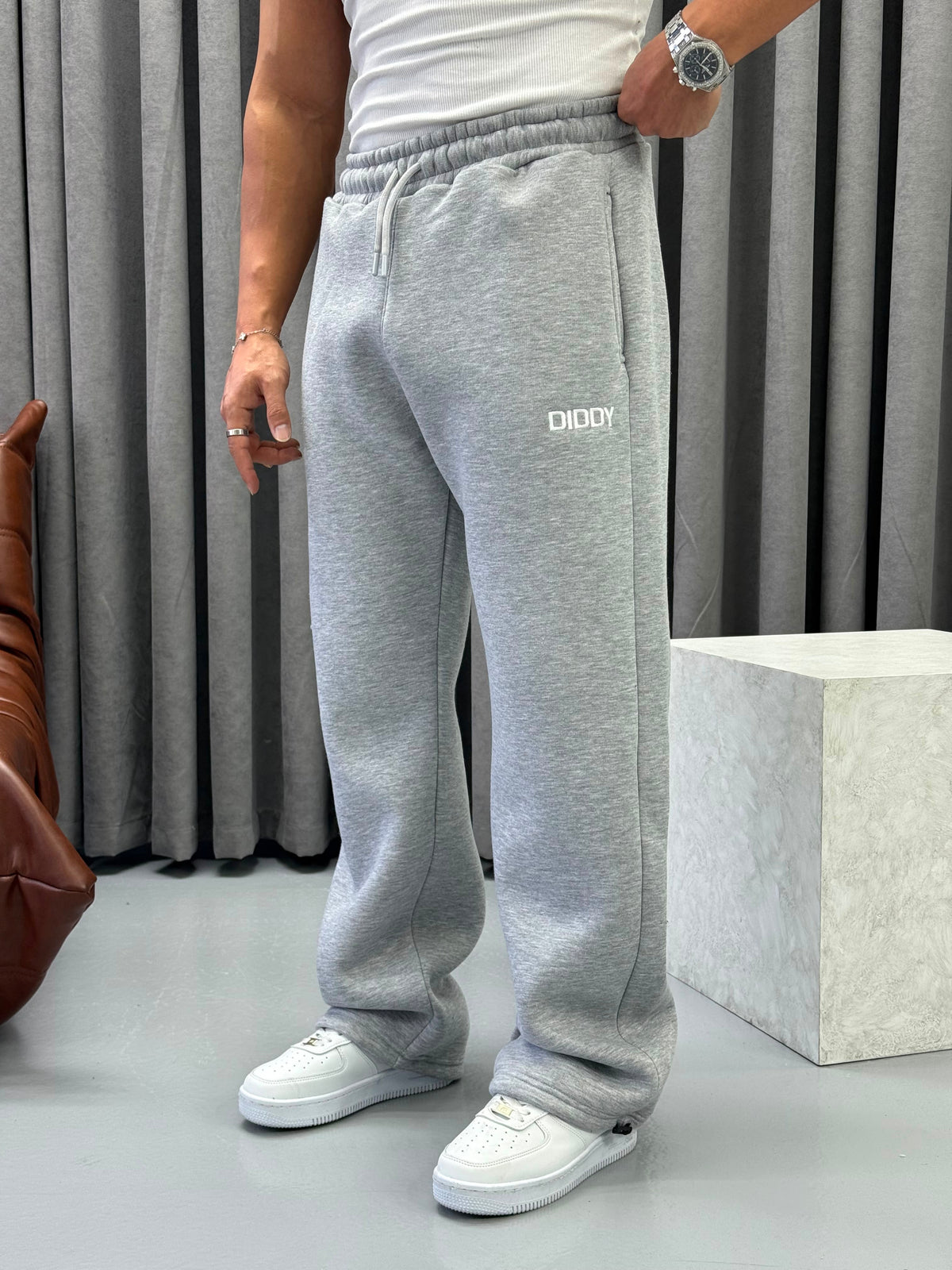 Diddy Nakışlı Gri Eşofman – Diddy Studios oversize eşofman altı (detay 3)