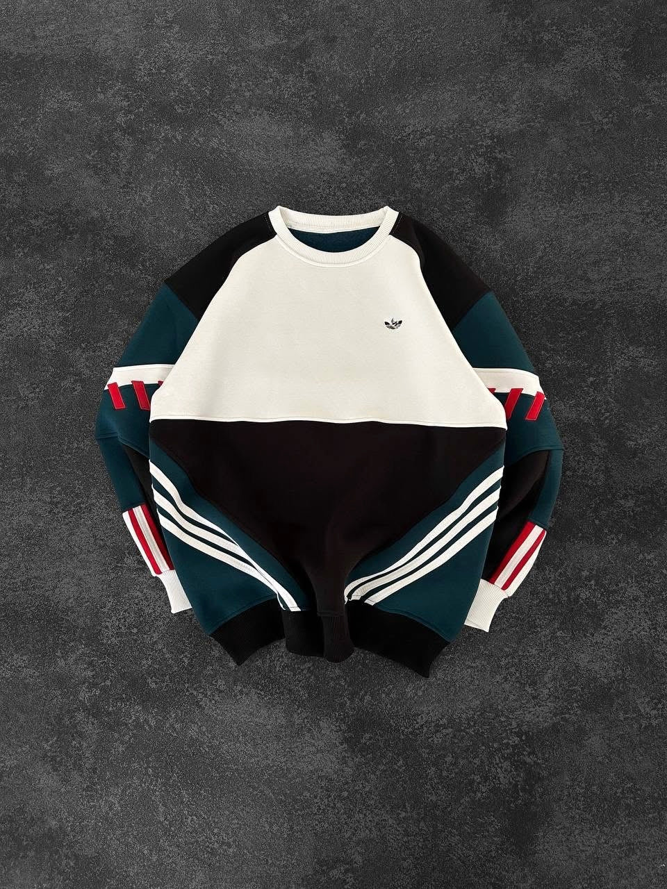 Parçalı ADDS Nakışlı Sweat – Diddy Studios oversize sweatshirt