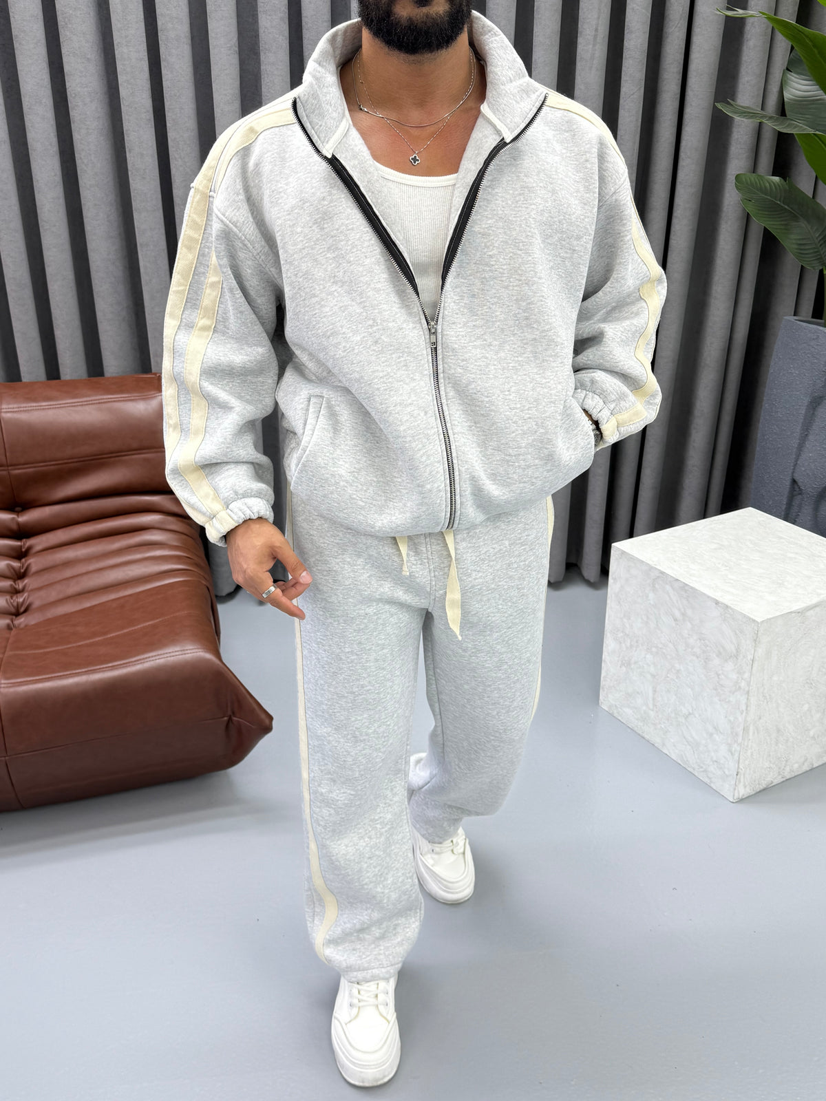 Hasır Şeritli Gri Eşofman Takımı – Diddy Studios oversize eşofman takımı (detay 3)