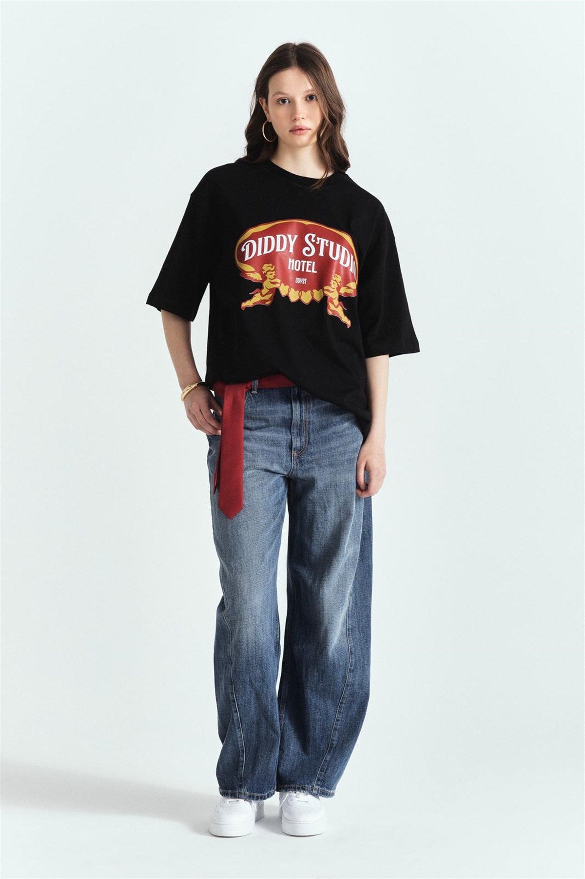 Dıddy Studio Hotel Premium Baskılı Oversize Tshırt – Diddy Studios oversize t-shirt (detay 4)