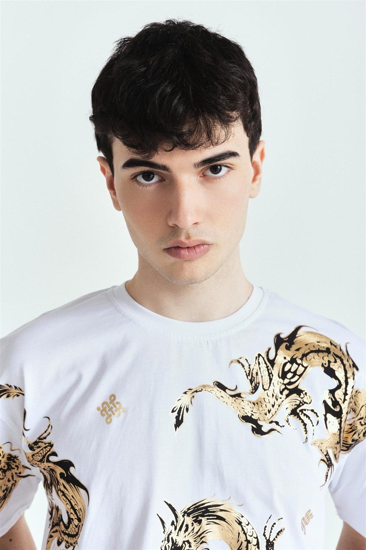 Dragon Parlak Premium Baskılı Oversize T-Shirt Beyaz – Diddy Studios oversize t-shirt (detay 2)