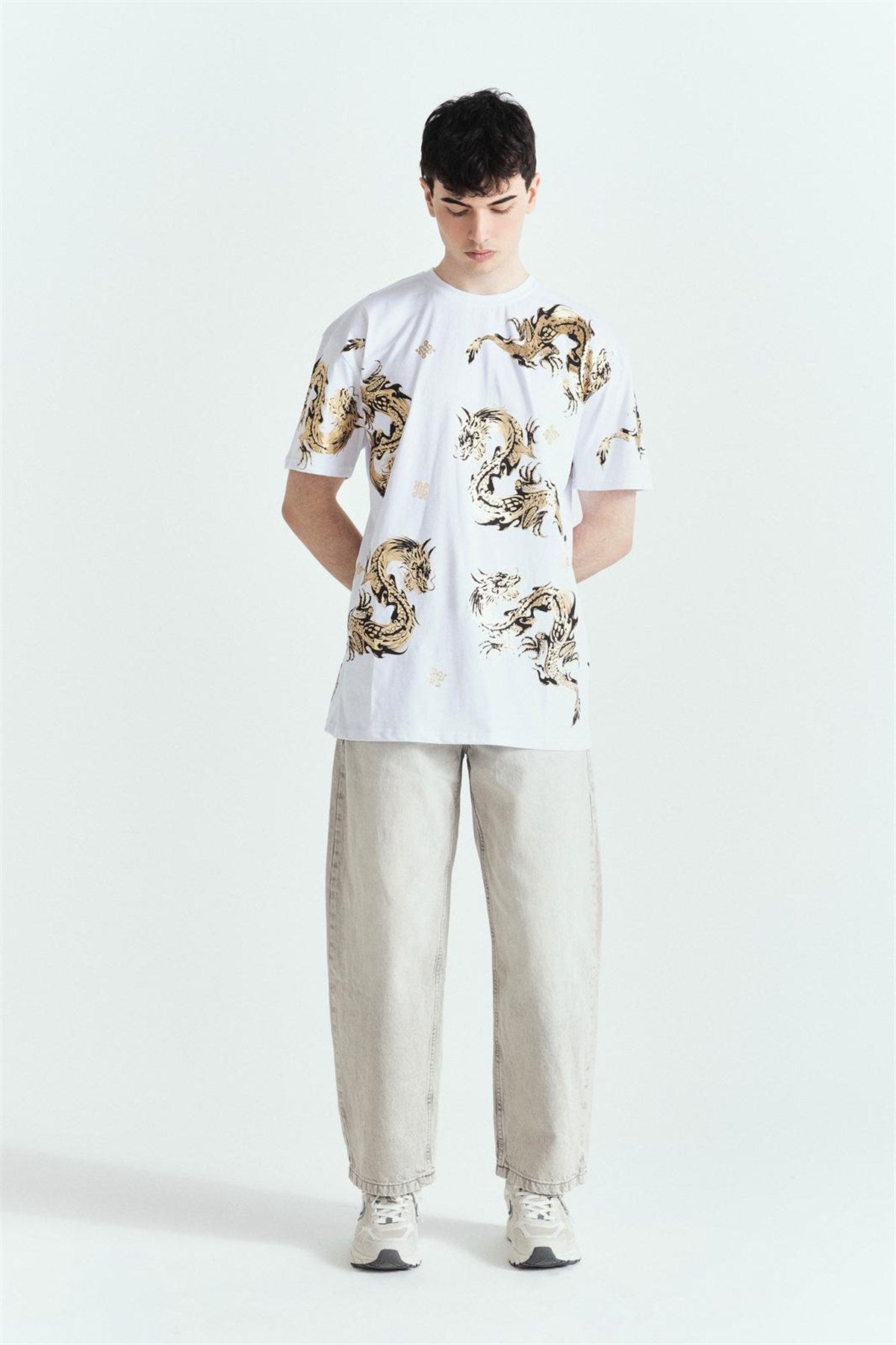 Dragon Parlak Premium Baskılı Oversize T-Shirt Beyaz – Diddy Studios oversize t-shirt (detay 4)