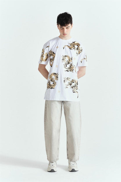 Dragon Parlak Premium Baskılı Oversize T-Shirt Beyaz – Diddy Studios oversize t-shirt (detay 4)