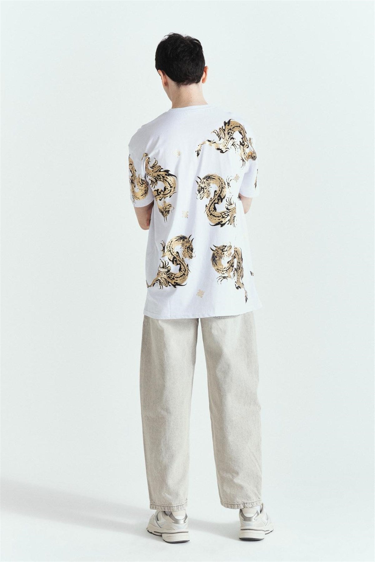 Dragon Parlak Premium Baskılı Oversize T-Shirt Beyaz – Diddy Studios oversize t-shirt (detay 3)