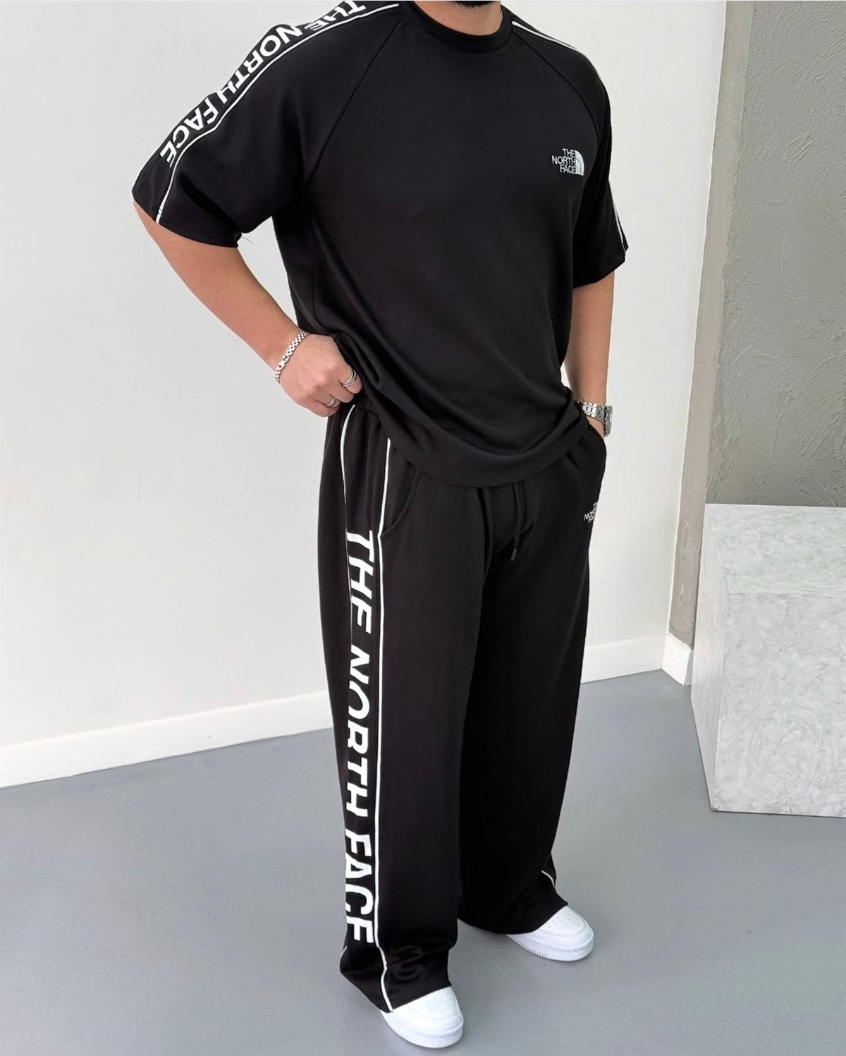 North Face Siyah Eşofman Takımı – Diddy Studios oversize eşofman takımı (detay 3)