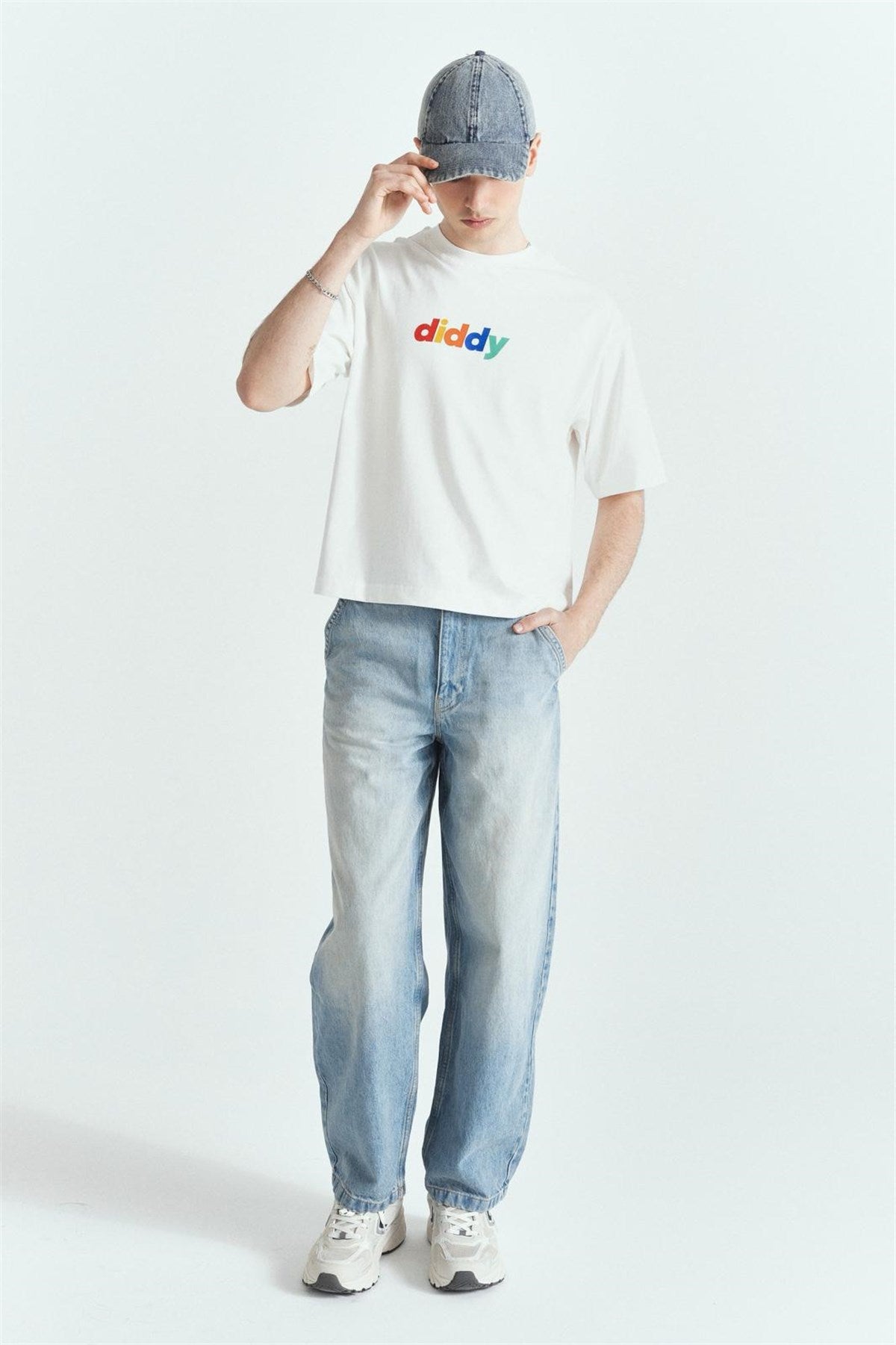 Renkli Logo Basic Baskılı Premium Tshırt – Diddy Studios oversize t-shirt (detay 4)